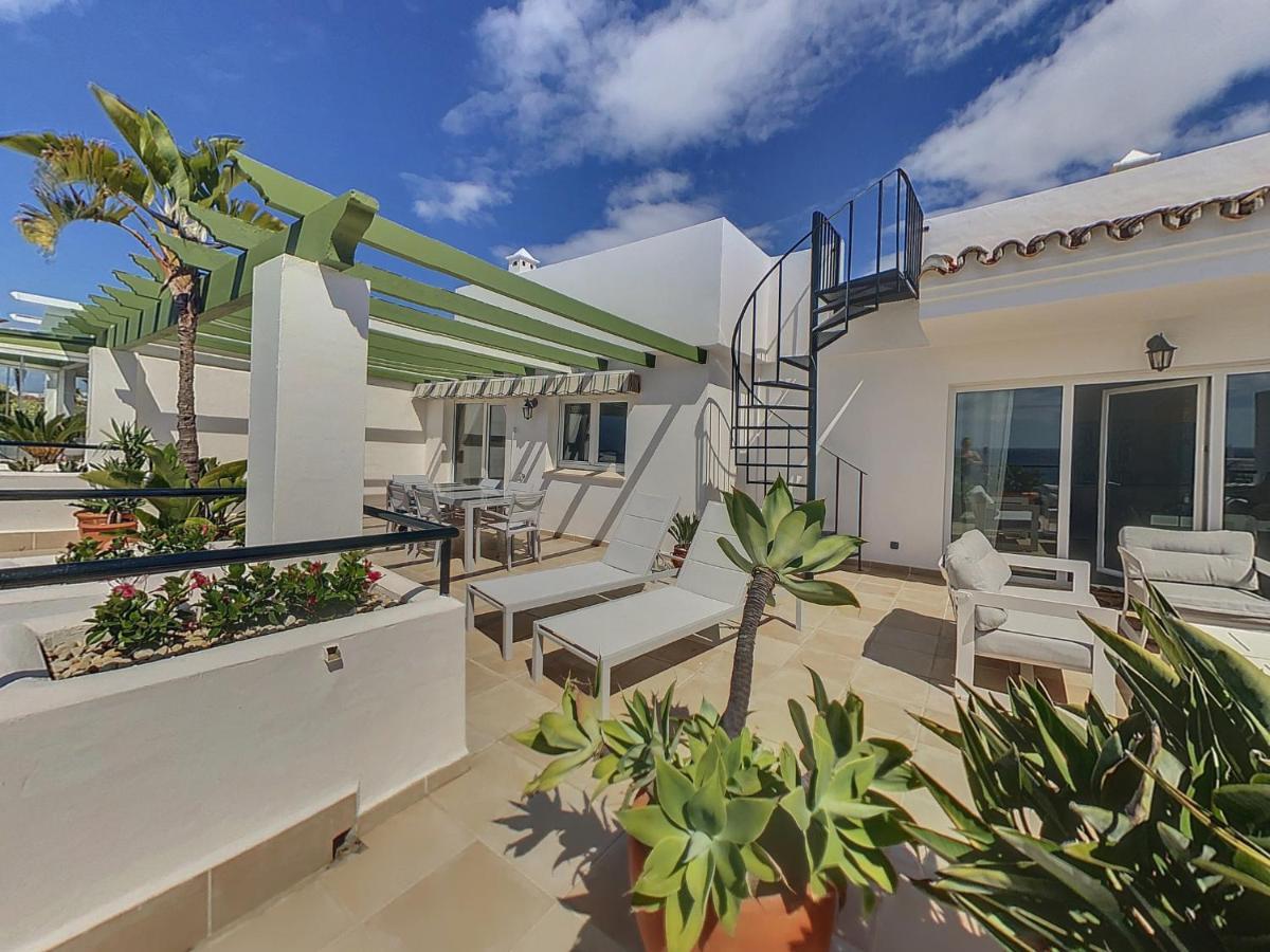 Frontline Beach Penthouse In Mi Capricho Sitio de Calahonda Exterior foto